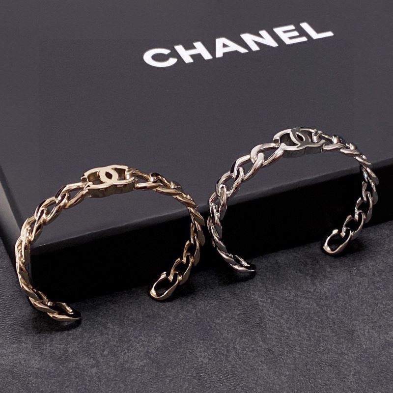 Ch**el bracelets